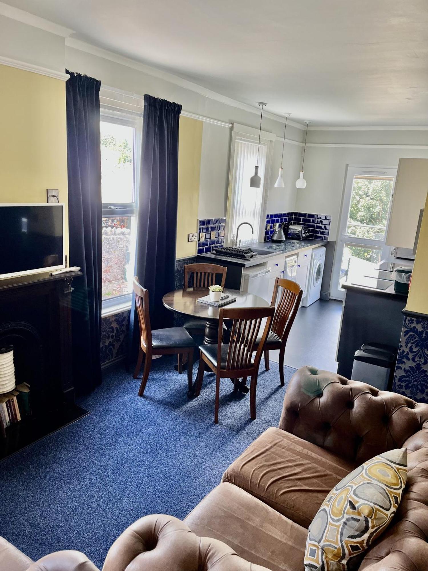 Atlantis Apartment *